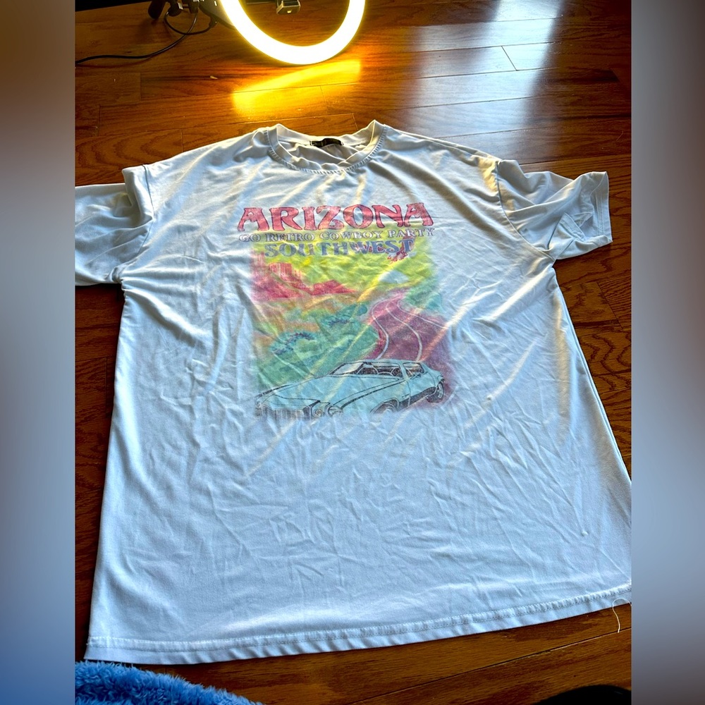 Women’s tee